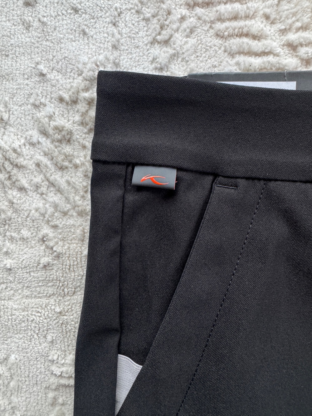 Black Straight-Leg Women's Pants - Sleek Everyday Comfort - Picture 3 of 11